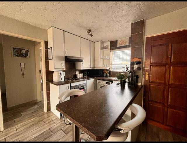 1 BEDROOM APARTMENT FOR SALE IN DELAREY